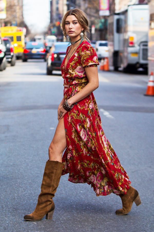 hailey-baldwin-maxi-dress-street-style-600x900